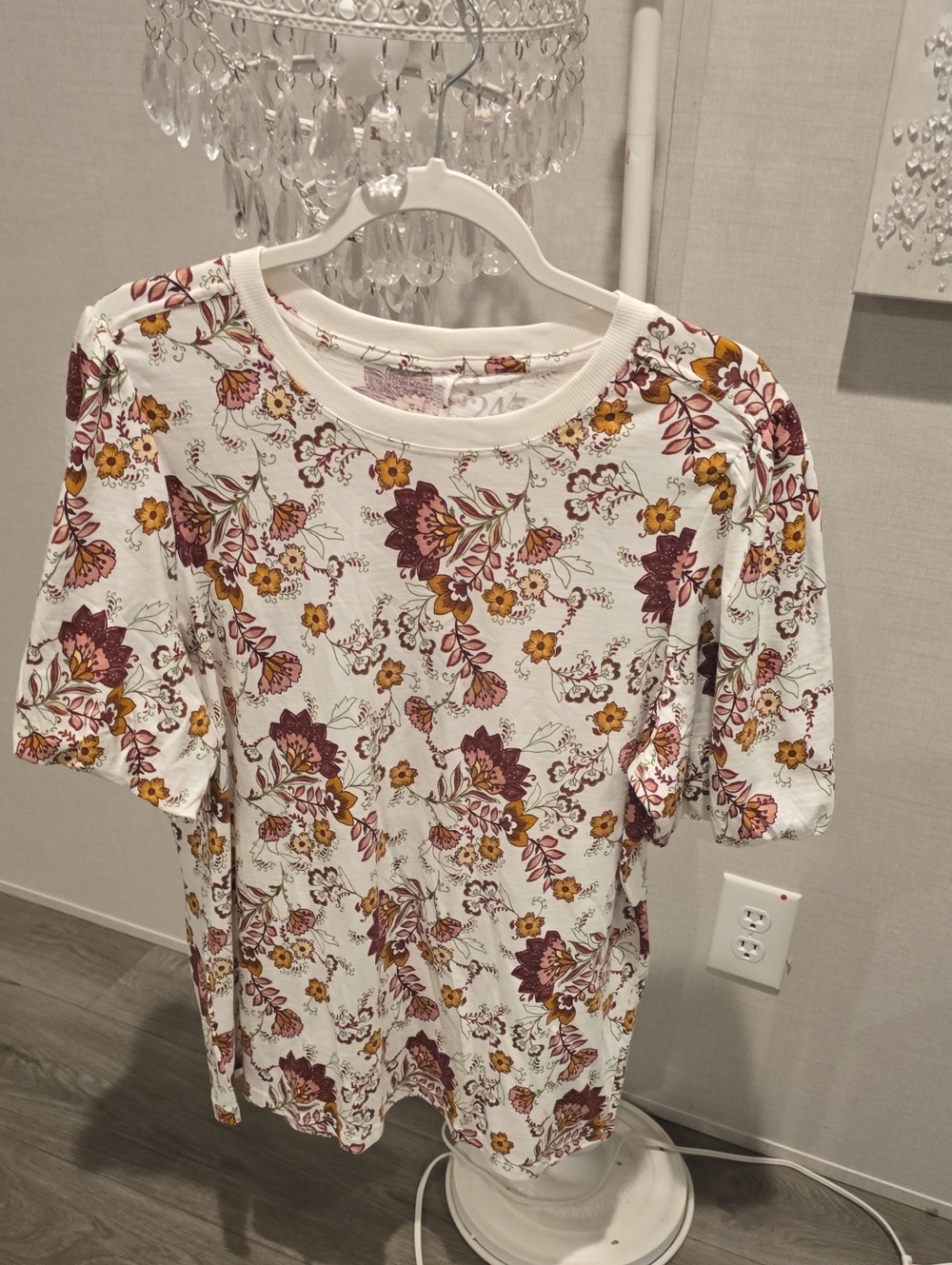 Floral Puff-Sleeve Women's Top in Ivory with Burgundy & Mustard